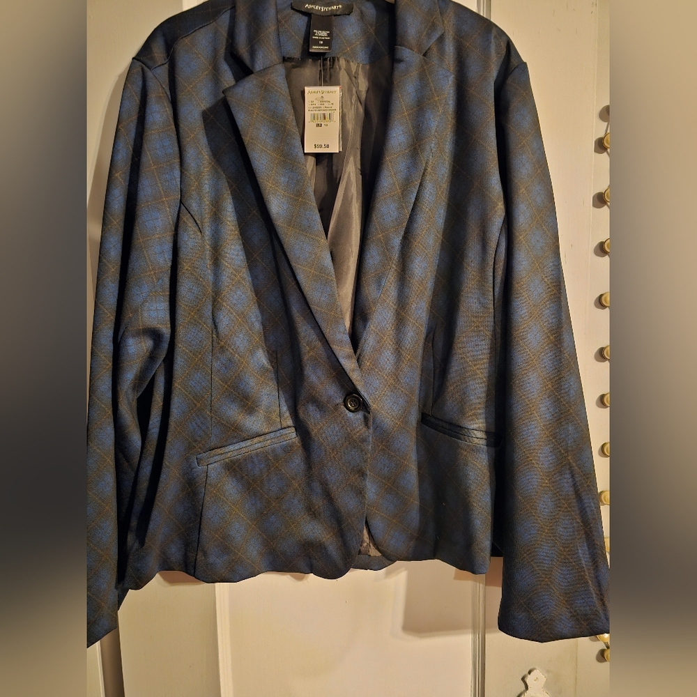 Ashley Stewart navy plaid Blazer size 18W NWOT. Worn only once!